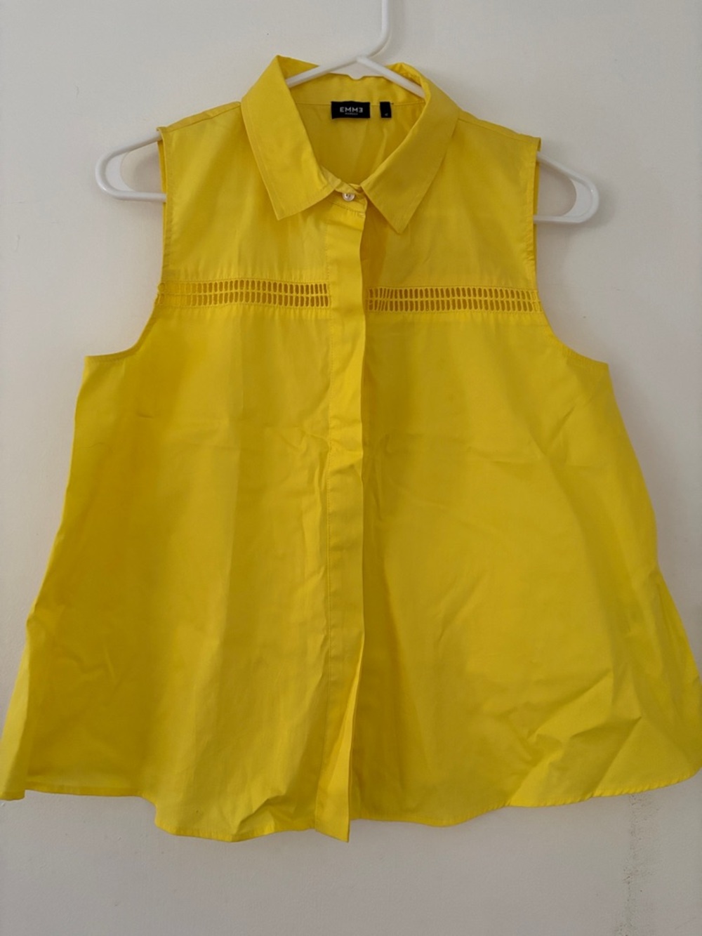 Emme Sleeveless Yellow Button-Front Blouse